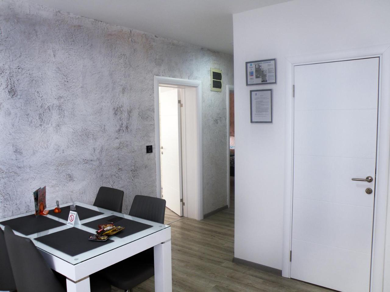 Kristal Apartmani Arandjelovac Eksteriør bilde